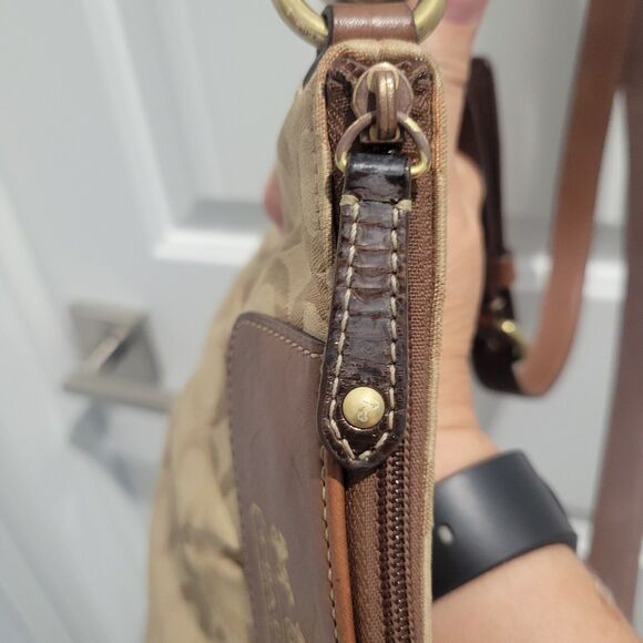 Coach Khaki Op Art Madison Crossbody Bag in KHAKI Swingpack # 41992 - Picture 9 of 16